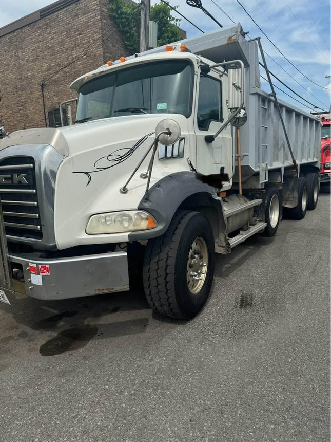 2009 Mack Granite Triaxle Dump Truck $75,000 (Syracuse, NY)