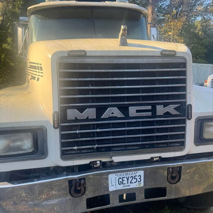 2002 Mack 600 Tandem Axle Dump Truck $33,000 (Savannah, GA)