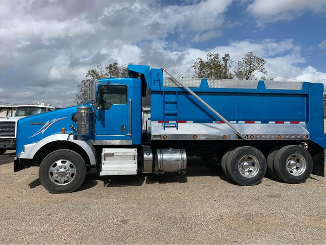 2014 T-800 Kenworth Tandem Axle Dump Truck $75,000 (Lithonia,GA)