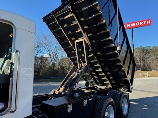 2022 Kenworth T370 Tandem Axle Dump Truck $109,950 (Nashville, TN)