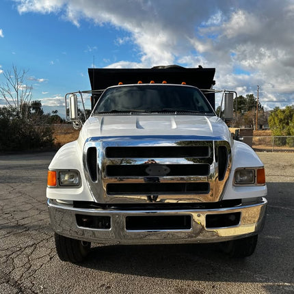 2012 Ford F750 XL Single Axle Dump Truck $42,500 (Yucaipa, CA)