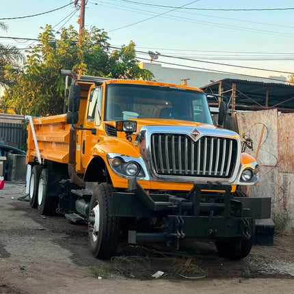 2014 International 7500 Tandem Axle $65,000 (South Gate, CA)
