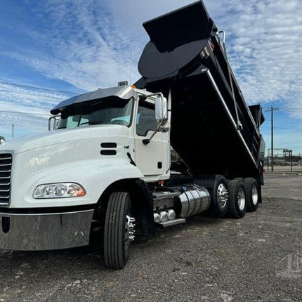 2016 Mack Pinnacle CXU613 Triaxle Dump truck $79,900 (Fort Worth, TX)
