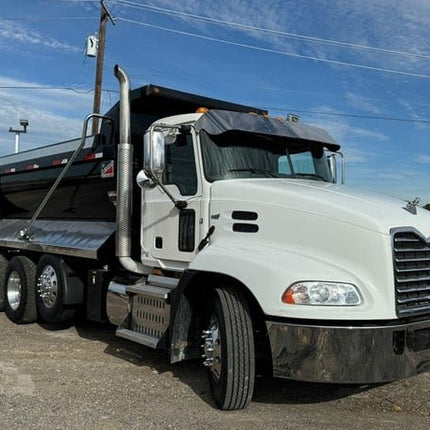2016 Mack Pinnacle CXU613 Triaxle Dump truck $79,900 (Fort Worth, TX)