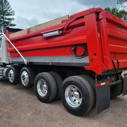 2018 Western Star 4700 Quad Axle Dump Truck $149,500 (Minocqua, WI)