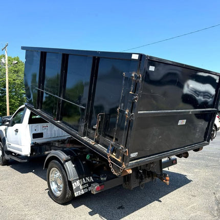 2020 Ford F550 SD Single Axle Dump Truck $69,995 (Plaistow, NH)