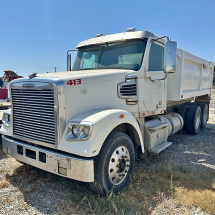 2012 Freightliner Coronado Tandem Axle Dump Truck $85,000 (Sanger, CA)