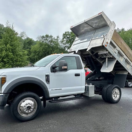 2019 Ford F550 SD Single Axle Dump Truck $55,900 (Home, PA)