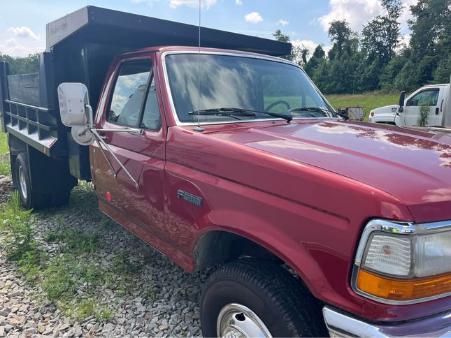 1993 Ford F450 XL Single Axle Dump Truck $15,000 (Uniontown, PA)