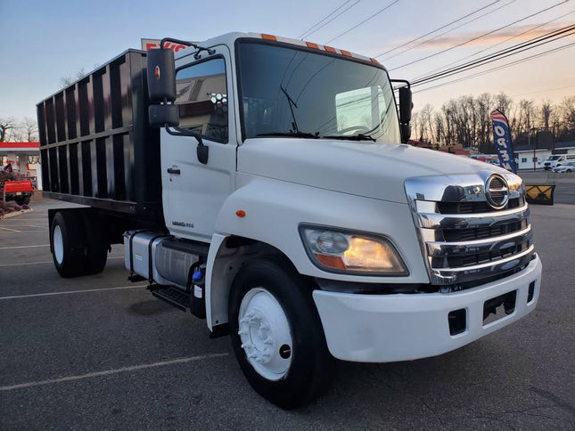 2013 Hino 238 Single Axle Dump Truck $39,999 (South Amboy, NJ)