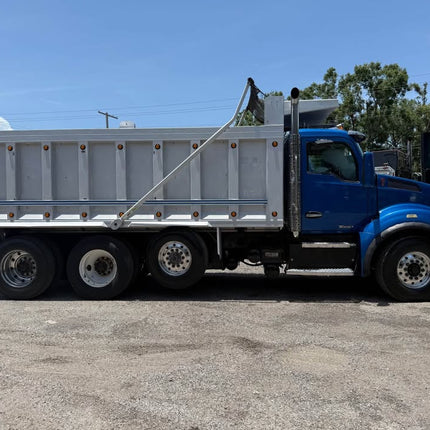 2016 Kenworth T880 Tri Axle Dump Truck $99,999 (Tampa, FL)