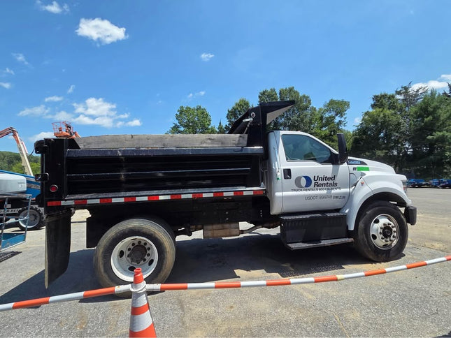 2019 Ford F750 Single Axle Dump Truck $67,500 (Winchester, VA)