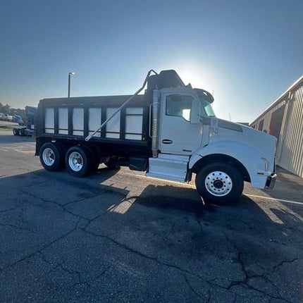 2016 Kenworth T880 Tandem Axle Dump Truck $112,000 (Memphis, TN)