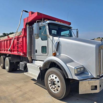 2013 Kenworth T800 Tandem Axle Dump Truck $79,950 (McDonough, GA)