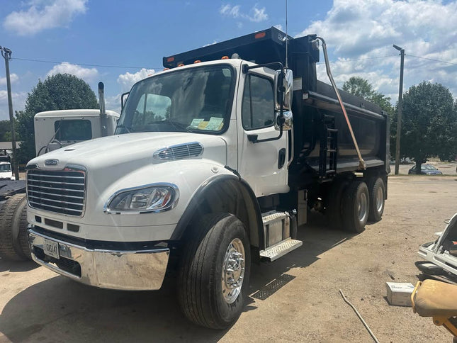 2024 Freightliner Cascadia Tandem Axle Dump Truck $159,999 (Chattanooga, TN)