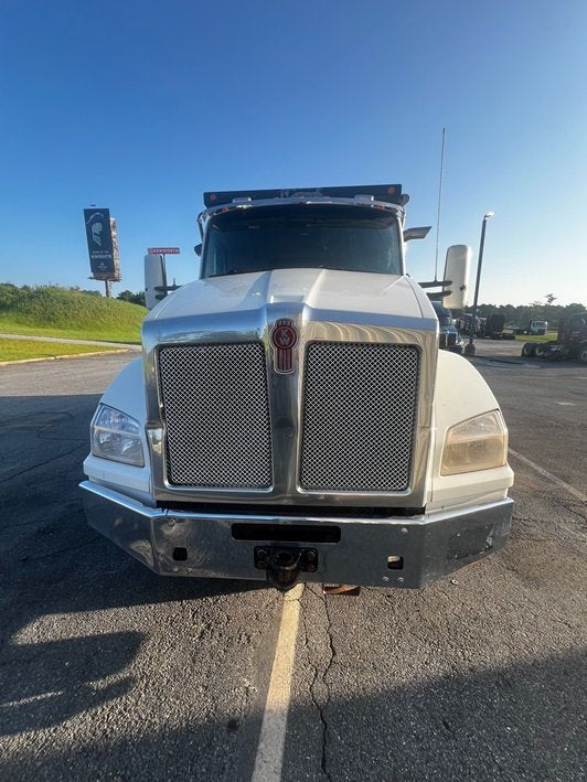 2016 Kenworth T880 Tandem Axle Dump Truck $112,000 (Memphis, TN)