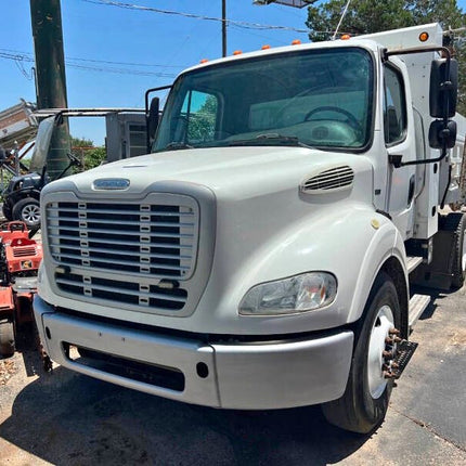 2016 Freightliner M2 Single Axle Dump Truck $24,950 (New Braunfels, TX)