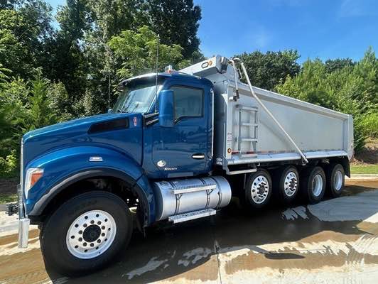 2019 Kenworth T880 Quad Axle Dump Truck $124,950 (Fort Mill, SC)