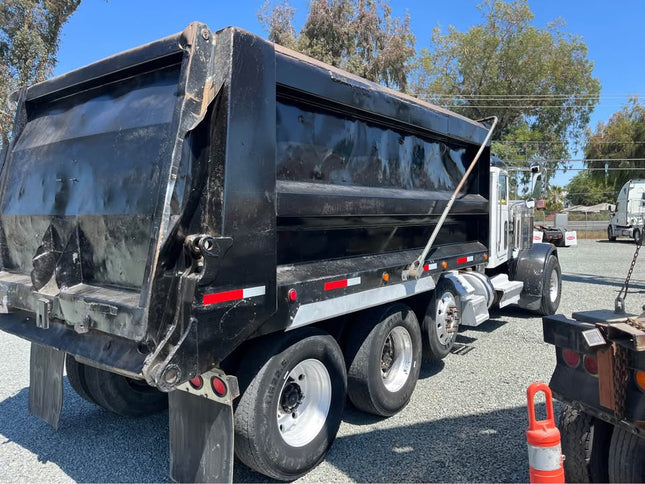 2007 Peterbilt 379 Tri Axle Dump Truck $38,500.00