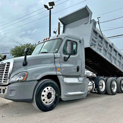2016 Freightliner Cascadia Triaxle Dump Truck $59,500  (Houston, TX)