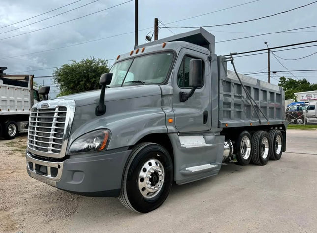 2016 Freightliner Cascadia Triaxle Dump Truck $59,500  (Houston, TX)