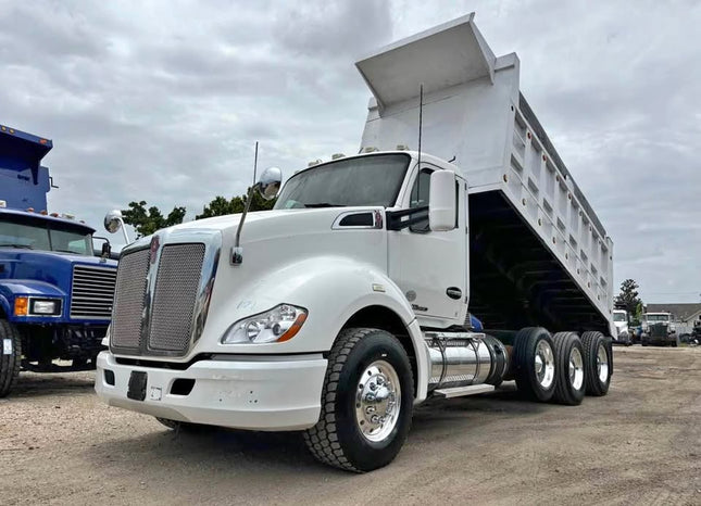 2014 Kenworth T680 Triaxle Dump Truck $65,000 (Houston, TX)