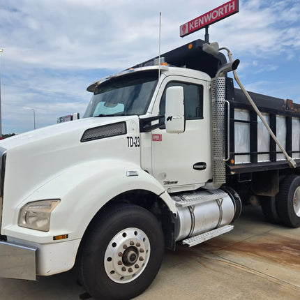 2016 Kenworth T880 Tandem Axle Dump  Truck $112,000
