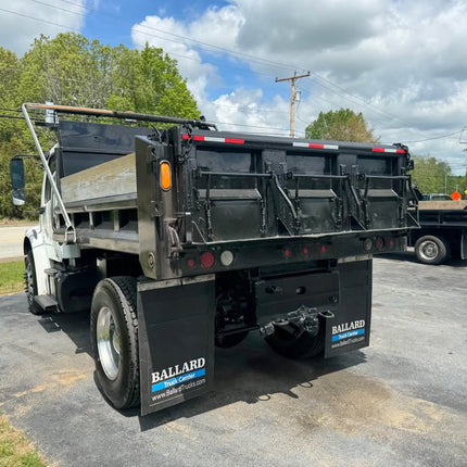 2011 Freightliner M2 Single Axle Dump Truck $38,500 (Kingston, NH)