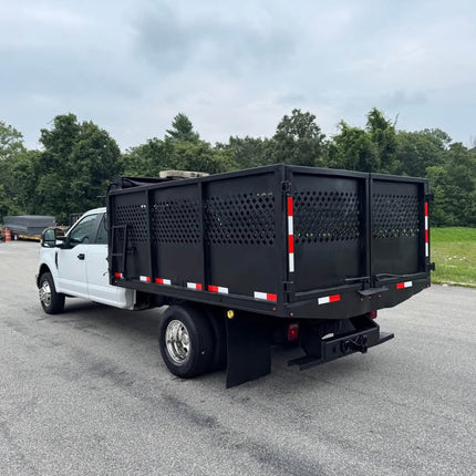 2018 Ford F350 Single Axle Dump Truck $35,500 (Abington, MA)