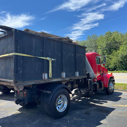 2001 Peterbilt 330 Single Axle Dump Truck $29,900 (Kingston, NH)