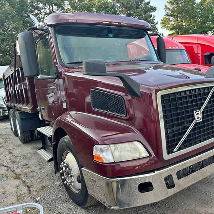 2018 Volvo Tandem Axle Dump Truck $65,000 (Atlanta, GA)
