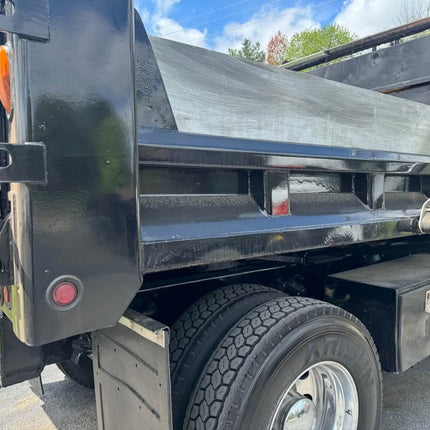 2011 Freightliner M2 Single Axle Dump Truck $38,500 (Kingston, NH)