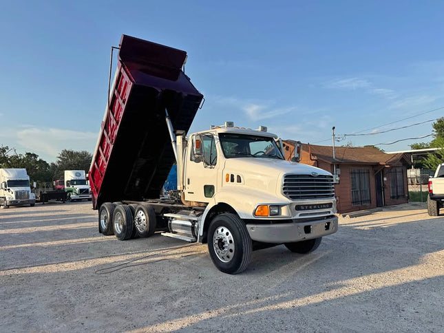 2007 Sterling L9000 Triaxle Dump Truck $37,500 (Houston, TX)