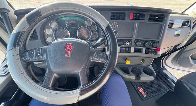 2021 Kenworth T880 Tandem Axle Dump Truck $149,950 (Greensboro, NC)