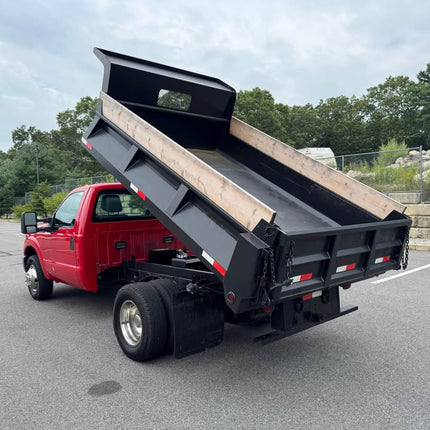 2011 Ford F350 Single Axle Dump Truck $24,990 (Abington, MA)