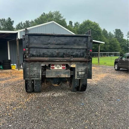 2000 International Single Axle Dump Truck $18,000 (Philadelphia, MS)