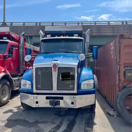 2017 Kenworth T880 Triaxle Dump Truck $113,000 (Bloomfield, NJ)