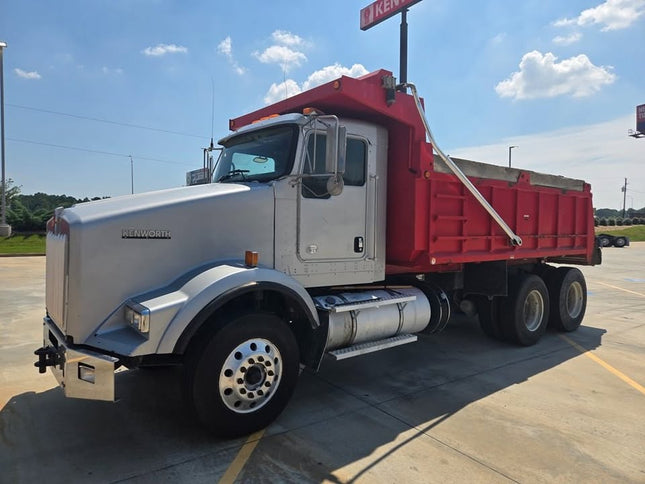 2013 Kenworth T800 Tandem Axle Dump Truck $79,950 (Dallas, TX)