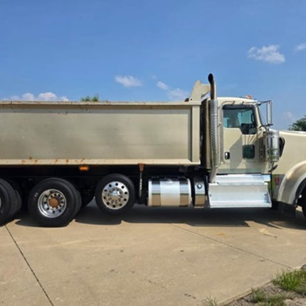 2011 Kenworth W900L Triaxle Dump Truck $99,950 (Bristol, VA)