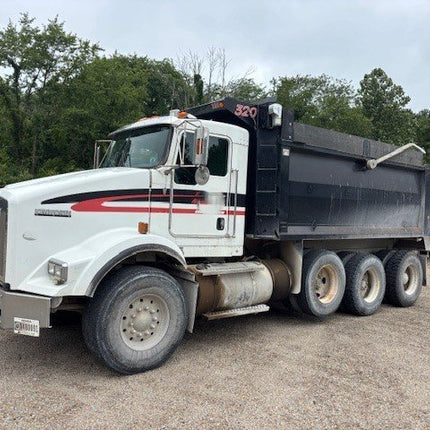 2009 Kenworth T800 Triaxle Dump Truck $81,900 (Indianapolis, IN)