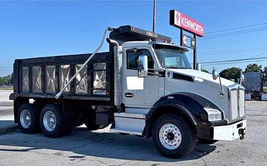 2021 Kenworth t880 Tandem Axle Dump Truck (Chattanooga, TN)