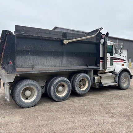 2009 Kenworth T800 Triaxle Dump Truck $81,900 (Indianapolis, IN)