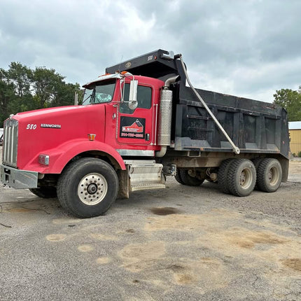 2007 Kenworth T800 Tandem Axle Dump Truck $65,000 (Hazelwood, MO)