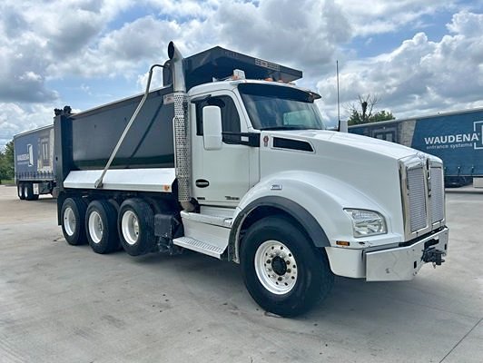 2019 Kenworth T880 Triaxle Dump Truck $159,950 (Nashville, TN)