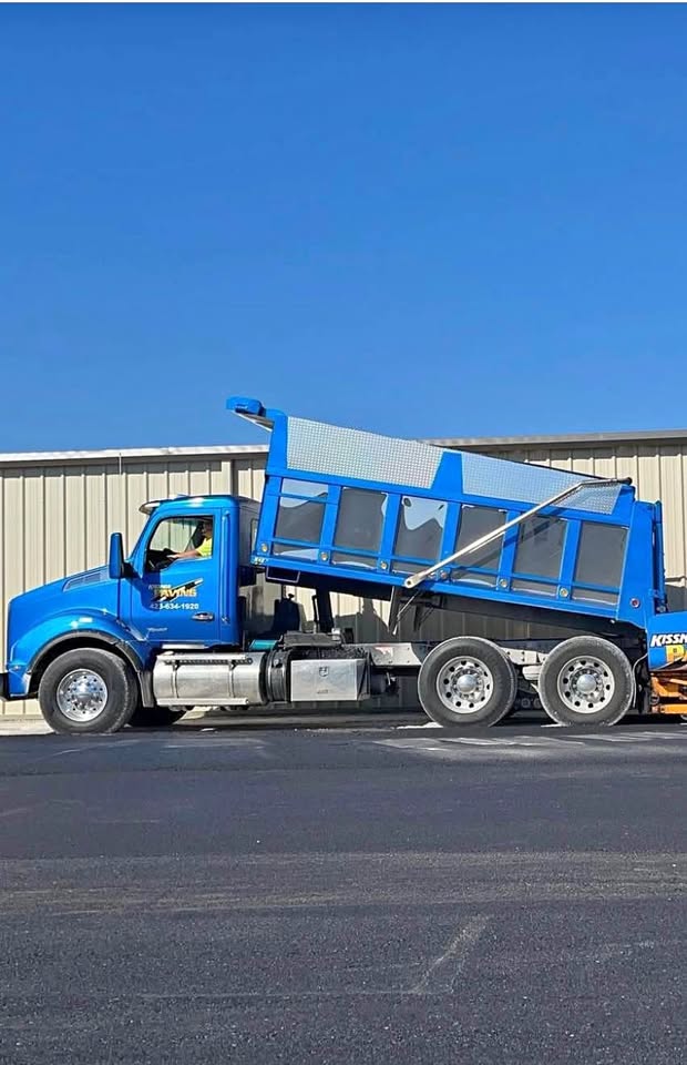 2016 Kenworth T880 Tandem Axle Dump Truck $115,000 (Fort Oglethorpe, GA)