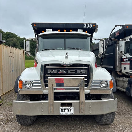 2005 Mack Granite Triaxle Dump Truck $59,500 (Indianapolis, IN)