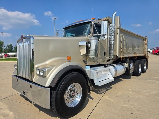 2011 Kenworth W900L Triaxle Dump Truck $99,590 (Van Buren, AR)