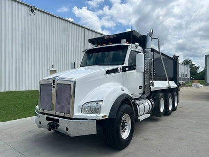 2019 Kenworth T880 Triaxle Dump Truck $159,950 (Nashville, TN)