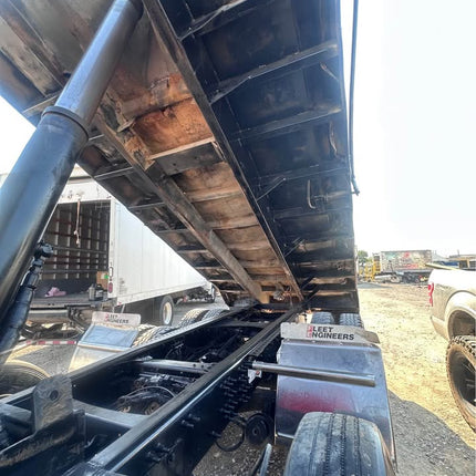 2008 Mack Pinnacle CHU613 Triaxle Dump Truck $42,000 (Waxahachie, TX)