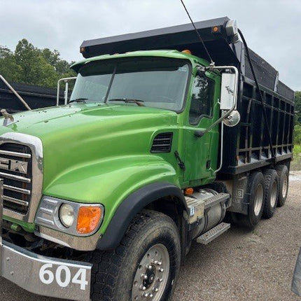 2004 Mack Granite Tri Axle Dump Truck $57,500 (Indianapolis, IN)